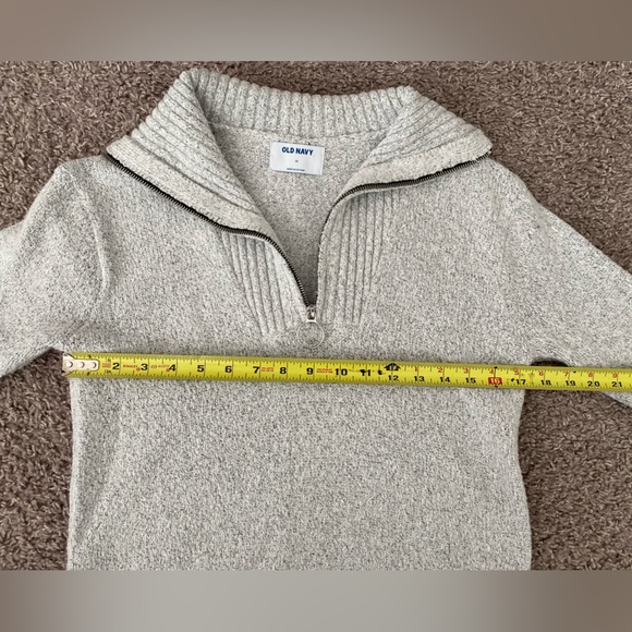 Old Navy Light Gray Cowl Neck Sweater - Picture 4 of 4
